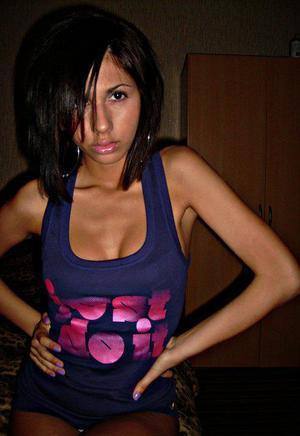 Meet Yvette (28) from Wisconsin | No-Strings Adult Dating