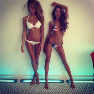 Adult dating profile photo of Charlotte (21) in California