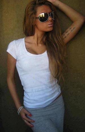 Julianna (26) | Connecticut Adult Dating and Private Meetups