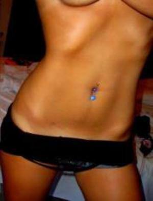 Kacey (18) | New York Adult Dating and Private Meetups