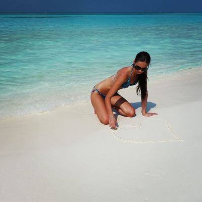 Connect with Charlize (29) in Wisconsin | Adult Dating