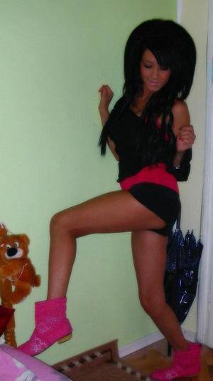 Pamela (18), District Of Columbia | Local Discreet Adult Connection