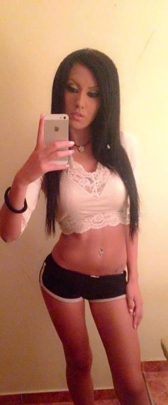 Leanne, 19, Pennsylvania | Younger Adult Woman Seeking Older Men