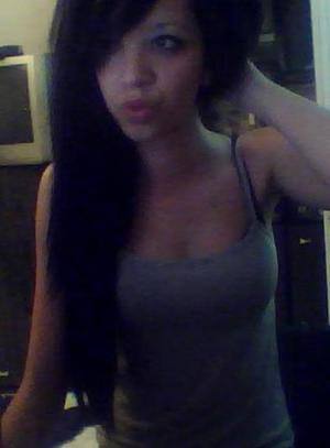 Chat with Savanah (26) in Pennsylvania | Casual Dating Profile