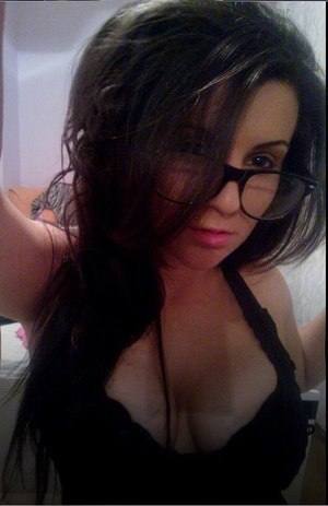 Leticia, 30, Pennsylvania | Flirty Adult Profile for Older Men