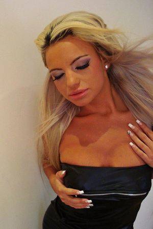 Alayna, 20 from Pennsylvania | Older Men and Younger Women Dating