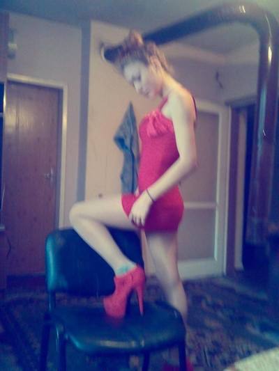 Desirae (21) | Pennsylvania No-Strings Dating and Messaging