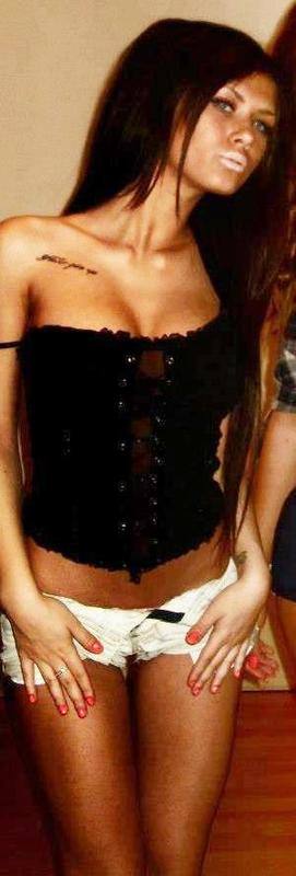 Tracey (25) in California | Casual Dating with Older Men