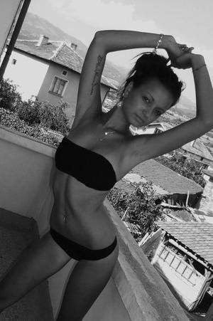 Meet Yvonne (23) | Louisiana Adult Dating Profile