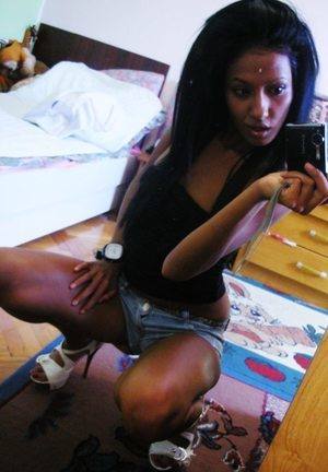 Private Chat with Chaya (26) in Maryland