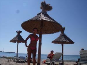 Meet Ivana (27) from Pennsylvania | Confidential Encounters