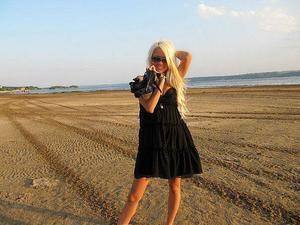 Meet Abbie (22) from North Dakota | Confidential Encounters