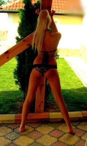 Regina, 27, Indianapolis, IN local dating profile photo