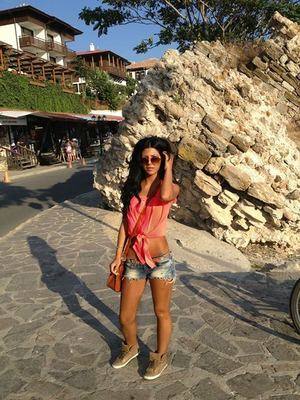 Private Chat with Emma (25) in Pennsylvania