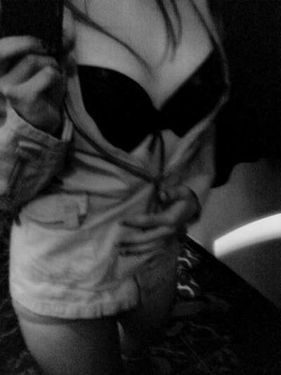 Anne, 21, Illinois | Secret Adult Dating Profile