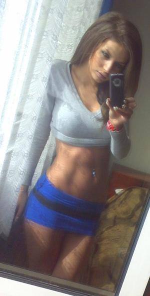 Private Chat with Mikaela (24) in Washington