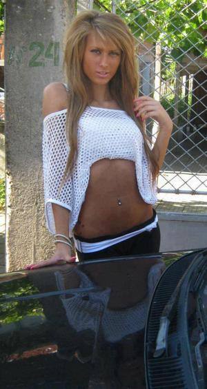 Brooklynn (20) in Missouri | Discreet Private Dating