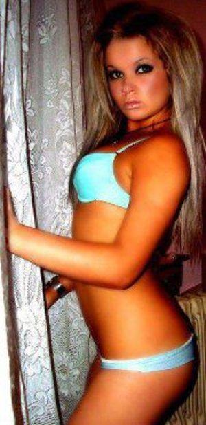 Meet Shana (24) from Rhode Island | Confidential Encounters