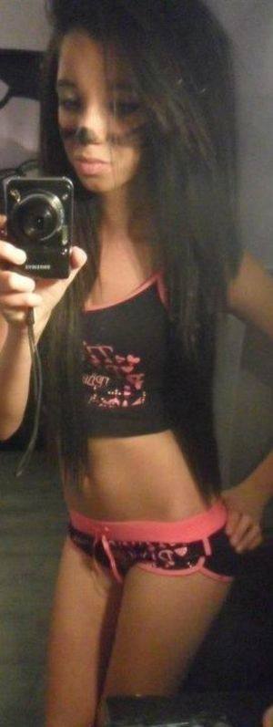 Helen (20) in Oregon | Discreet Private Dating