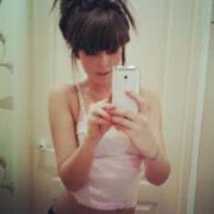 Photo of Ingrid (25), adult profile in Illinois