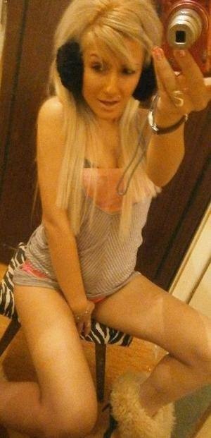 Meet Gwendolyn (22) from Texas | Confidential Encounters