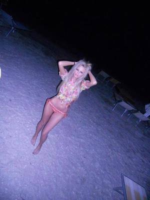 Fiona (22) in Maryland | Discreet Private Dating