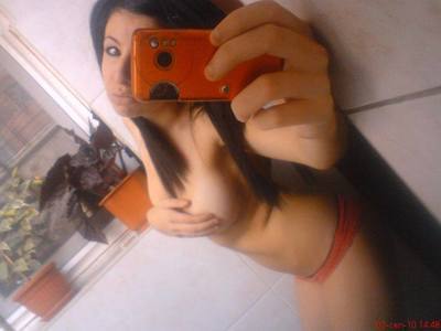 Jessika (21) in Maryland | Discreet Private Dating