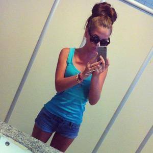 Photo of Belinda, 20, adult dating profile from Fort Myers, FL
