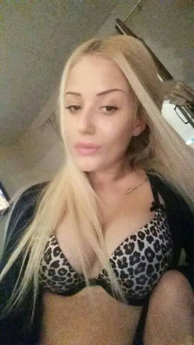 Private Chat with Tabitha (29) in New Jersey