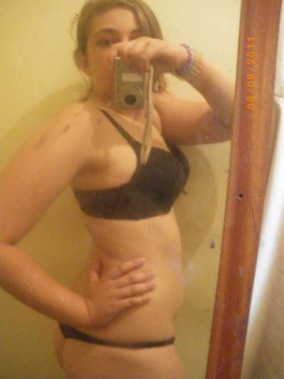 Araceli from Massachusetts is interested in nsa sex with a nice, young man