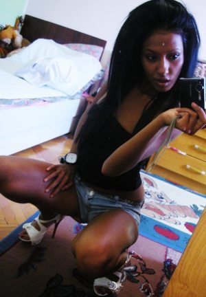 Escorts like Simone are down to fuck you now!