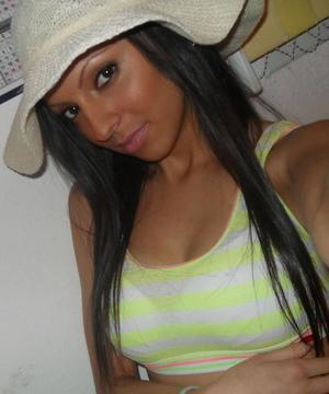 Escorts like Mia are down to fuck you now!