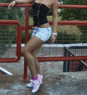 Meet local singles like Lorena from Maryland who want to fuck tonight
