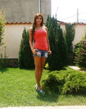 Lavera is a cheater looking for a guy like you!