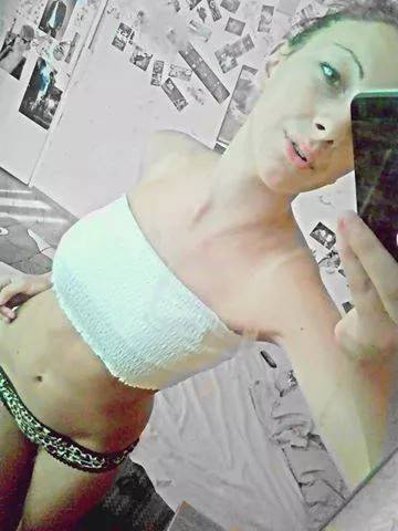 Kate from New York is the best local fuck buddy you can ever find
