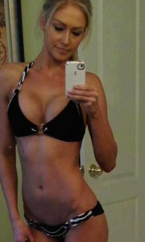 Cora from Texas is looking for adult webcam chat
