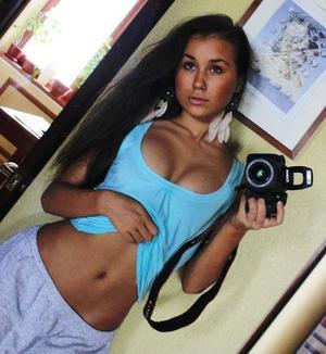 Beatriz from Oregon is interested in nsa sex with a nice, young man