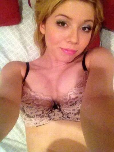 Reita from Virginia is looking for adult webcam chat