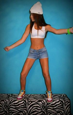 Looking for local cheaters? Take Lilliana from Manitoba home with you