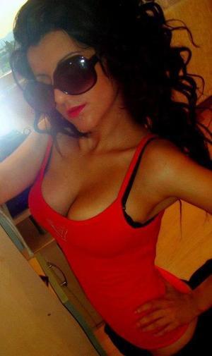 Meet local singles like Devyn from Quebec who want to fuck tonight