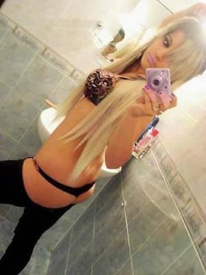 Escorts like Richelle are down to fuck you now!