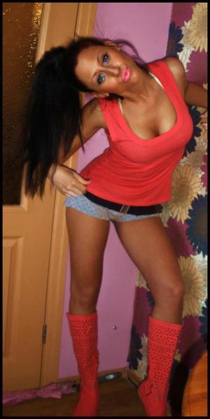 Looking for local cheaters? Take Destini from Arizona home with you