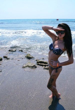 Escorts like Danielle are down to fuck you now!