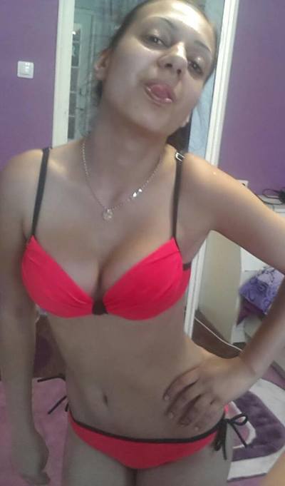 Looking for local cheaters? Take Yaretzi from Washington home with you