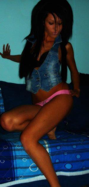 Hollie is a cheater looking for a guy like you!