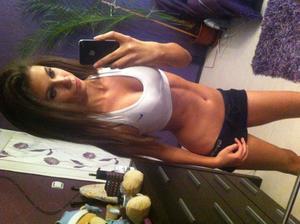 Escorts like Randi are down to fuck you now!