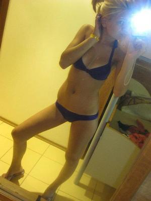 Suzanne from Minnesota is interested in nsa sex with a nice, young man