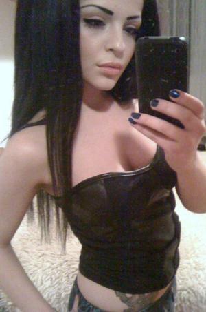 Eugenie from New Hampshire is looking for adult webcam chat