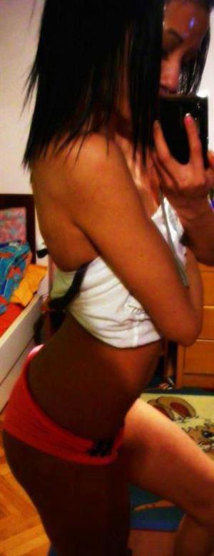 Krystin from Ontario is looking for adult webcam chat