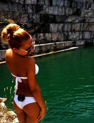 Looking for local cheaters? Take Savanah from Iowa home with you